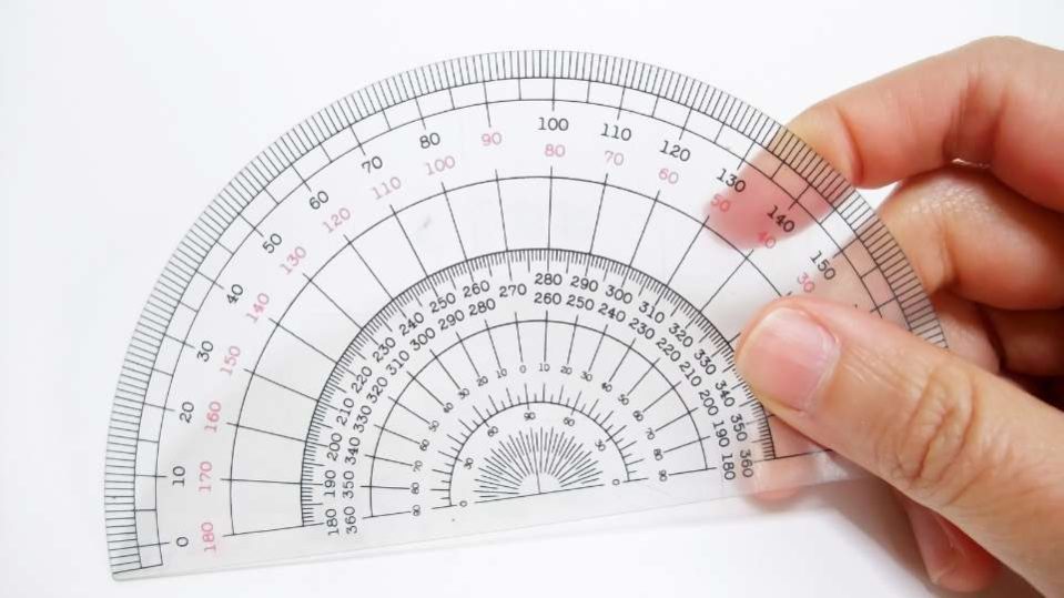 Guida al goniometro - misurare gli angoli in modo semplice